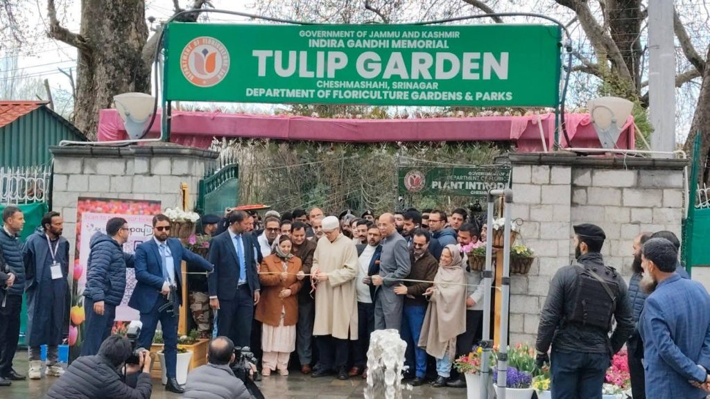 Asia’s Largest Tulip Garden In Srinagar Opens For Public