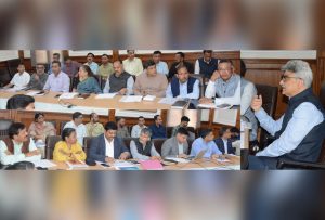 CS Atal Dulloo Pushes For Fast-Track Recruitment To Fill Vacancies Across Departments