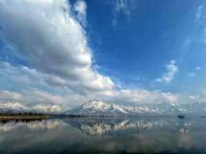 Western Disturbance Brings Snow to Hills, Rain to Plains in J&K