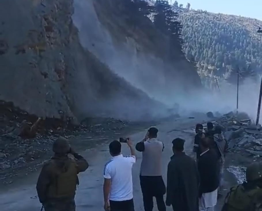 Uri-Muzaffarabad Highway Blocked After Massive Landslide
