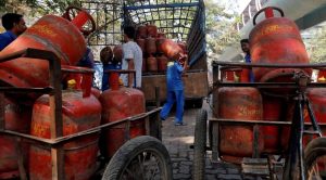 53.5 lakh LPG cylinders delivered in a day, govt assures no fuel shortage