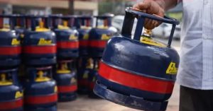 Petroleum Ministry doubles allocation of 5 kg LPG cylinders for migrant labourers
