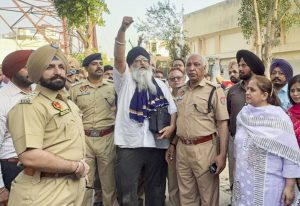 Activist Gurjeet Khalsa Brought Down From BSNL Tower In Patiala After 18 Months; Says ‘We Have Won’