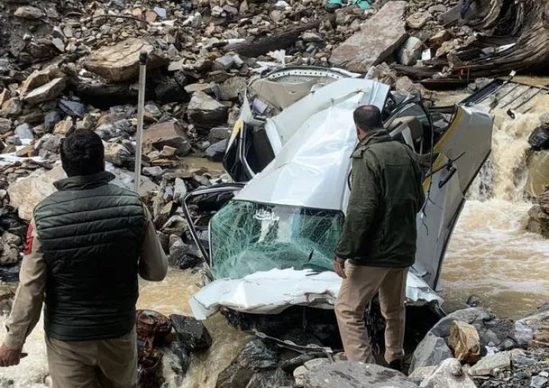 Mughal Road Car Accident: Two Bodies Recovered, Say Police