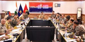 DGP Prabhat Reviews Security Preparedness For Eid, Amarnath Yatra In Kashmir