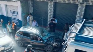 Five Injured After Two Vehicles Collide In Poonch