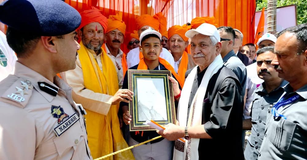 No Safe Haven for Narco-Terrorists, Drug Networks Being Dismantled Across J&K: LG Manoj Sinha