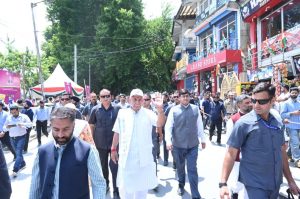 LG Manoj Sinha Joins Nasha-Mukt Campaign In Ganderbal