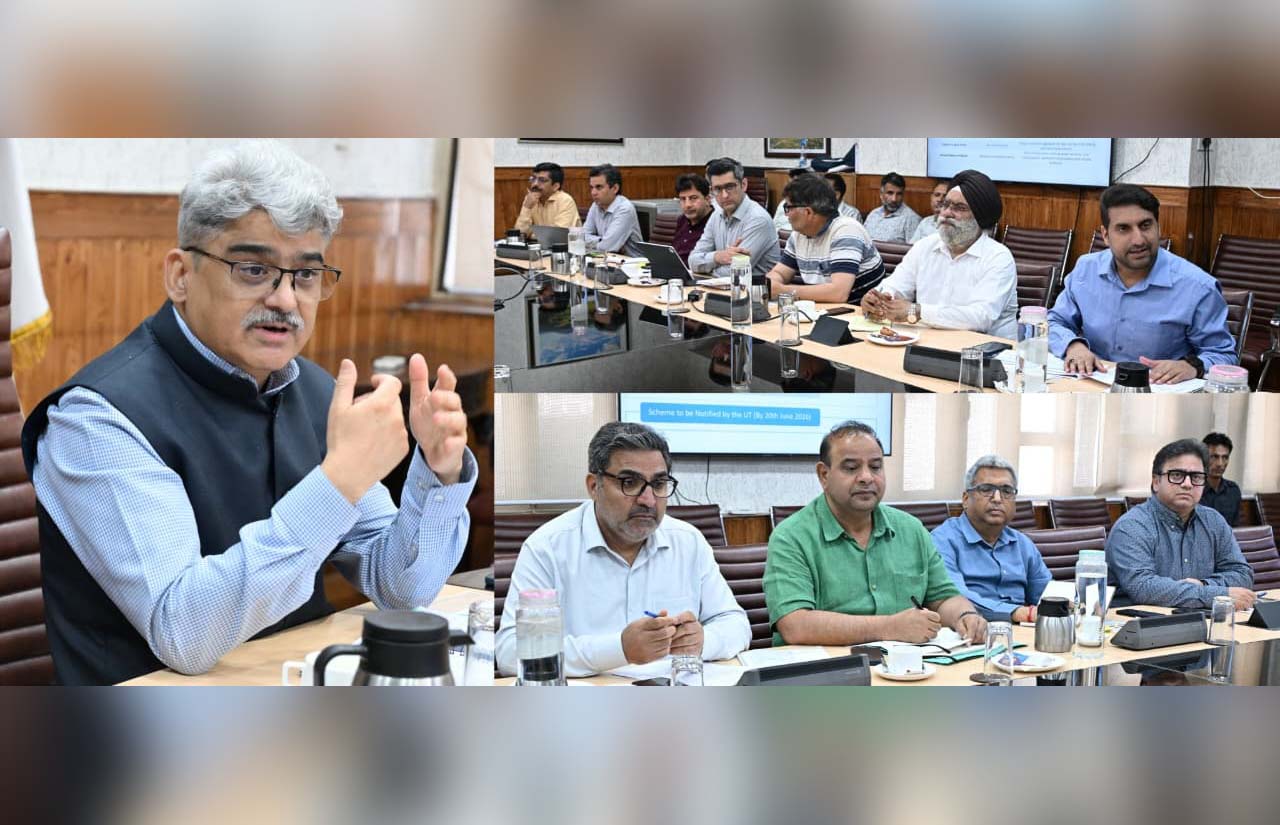 CS Atal Dulloo Reviews Preparedness For Rollout Of VB-G RAM G Across J&K