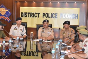 DIG Visits Areas Along LoC In Poonch, Reviews Security Situation