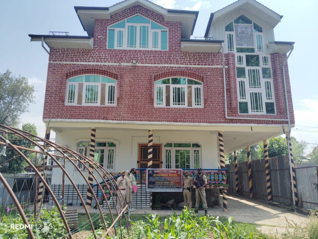 Srinagar Police Attaches Properties Worth ₹4 Cr Under NDPS Act