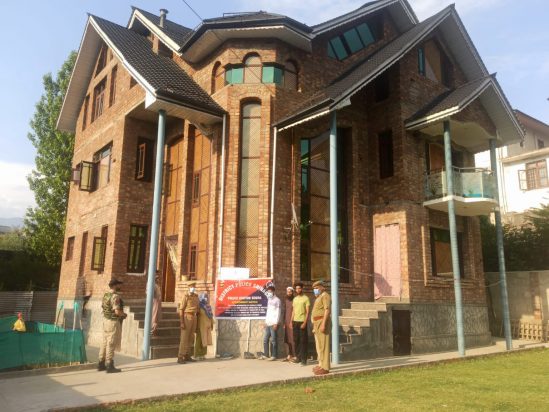 Srinagar Police Seize Drug Traffickers’ Assets Worth ₹3.5 Crore, Intensify Crackdown Under NDPS Act