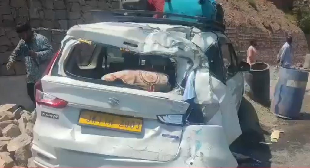 Two BSF Personnel Injured In Multi-Vehicle Crash On Jammu-Srinagar National Highway