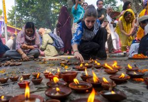 Reunions, Remembrance And Return To Homeland Call Mark Zeashta Ashtami At Kheer Bhawani