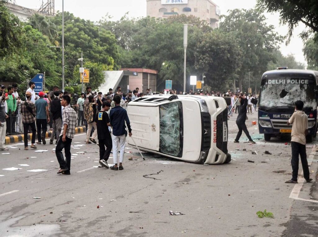 Delhi Police registers over 9 FIRs after attack on RAF jawan during CJP protest