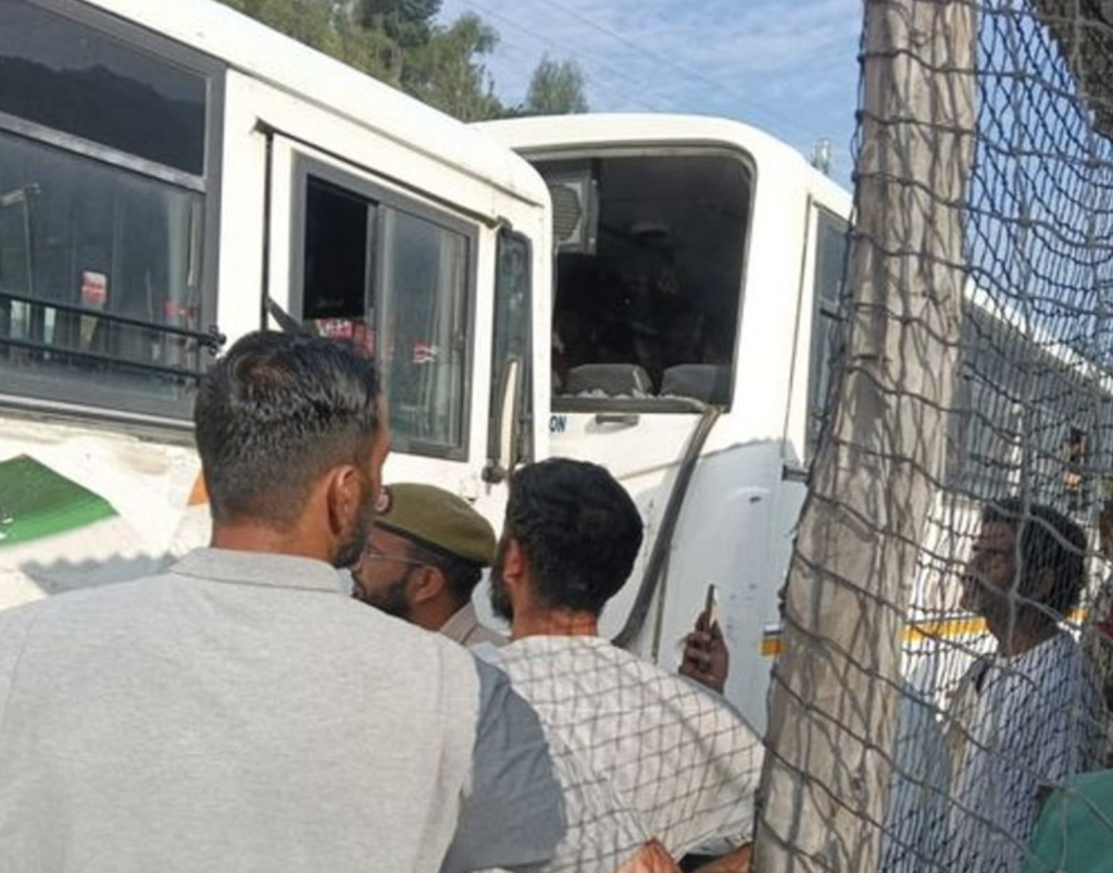 18 Amarnath Yatris Injured In Multi-Vehicle Collision At Chanderkote, All Stable: DC Ramban