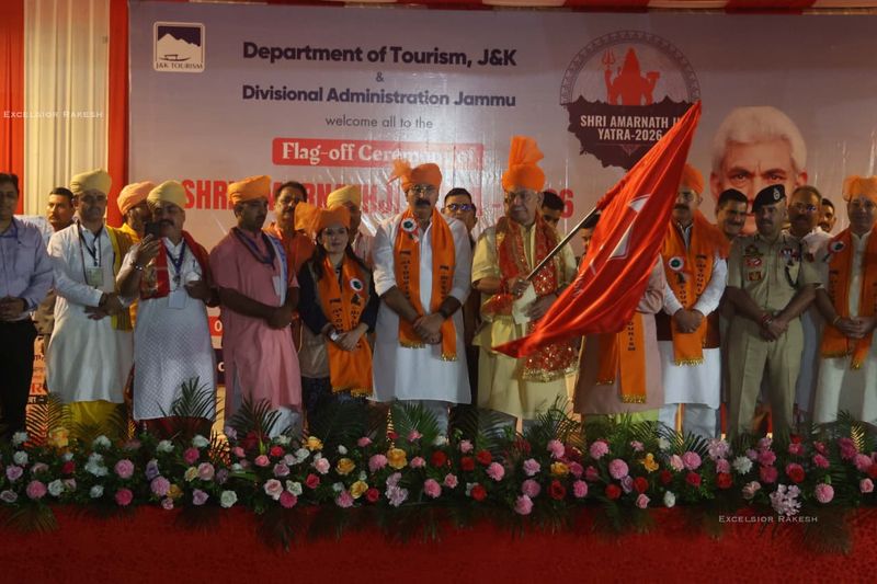 LG Manoj Sinha Flags Off First Batch Of Amarnath Yatra Pilgrims