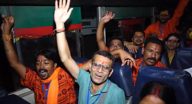 Third Batch Of About 5,000 Amarnath Pilgrims Leaves Jammu For Kashmir