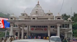Despite Rain, Devotees Resume Vaishno Devi Pilgrimage Along Old Track After 6-Day Break