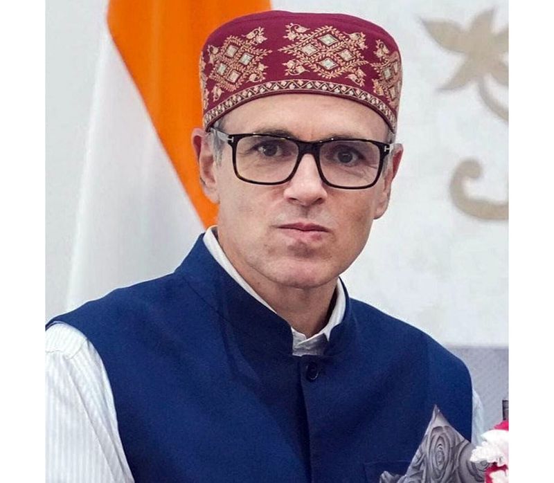 Yatris must be allowed to move freely in Kashmir: Omar