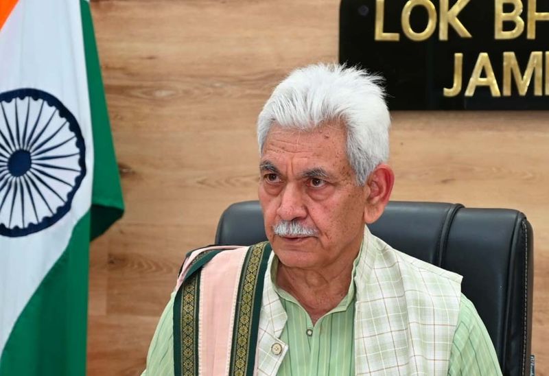 LG Manoj Sinha Reviews Situation After Heavy Rainfall, Directs Speedy Restoration
