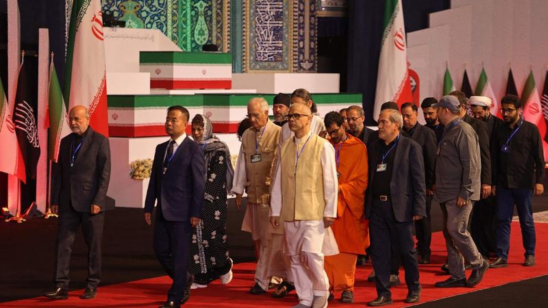 Mehbooba Mufti Pays Tribute To Ayatollah Khamenei In Tehran, Calls Visit An ‘Honour