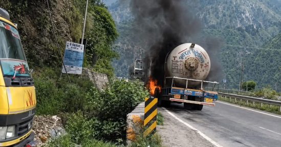 LPG Tanker’s Tyre Catches Fire On J&K Highway In Ramban; No Casualties