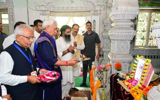 LG Sinha Visits Shri Ramakrishna Mahasammelan Ashram In Anantnag, Lays Foundation Stone For Heritage Initiatives