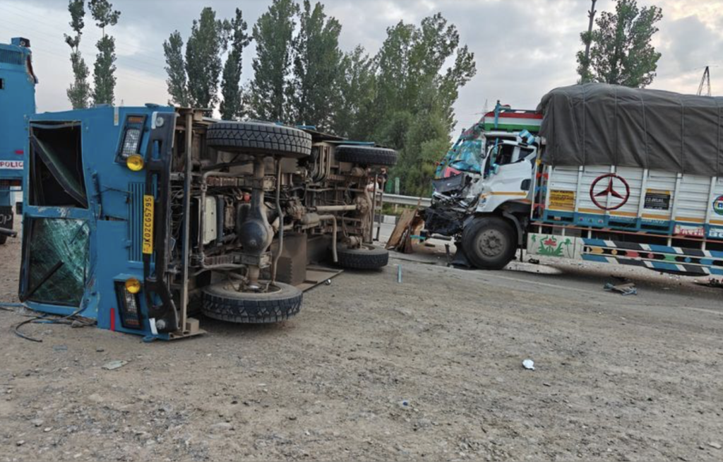 5 CRPF Personnel Injured In Accident On Jammu-Srinagar National Highway