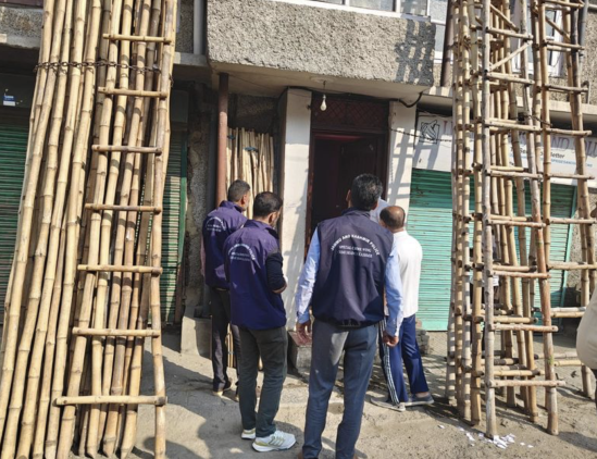 SCW Kashmir Conducts Search At Safakadal In J&K Police Appointment Forgery Case