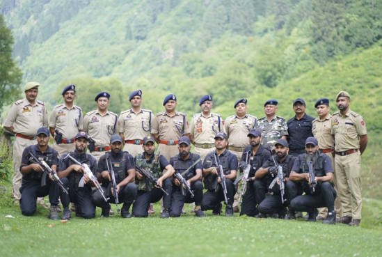 DGP Nalin Prabhat Reviews Operational Preparedness At TOBs In Ganderbal