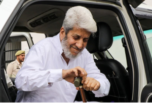 Separatist Shabir Shah Should Not To Be Unnecessarily Handcuffed: Special NIA Court