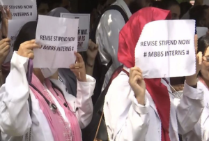 J-K MBBS, BDS Interns Launch Indefinite Strike Over Low Stipend, Seek Hike To Rs 30,000