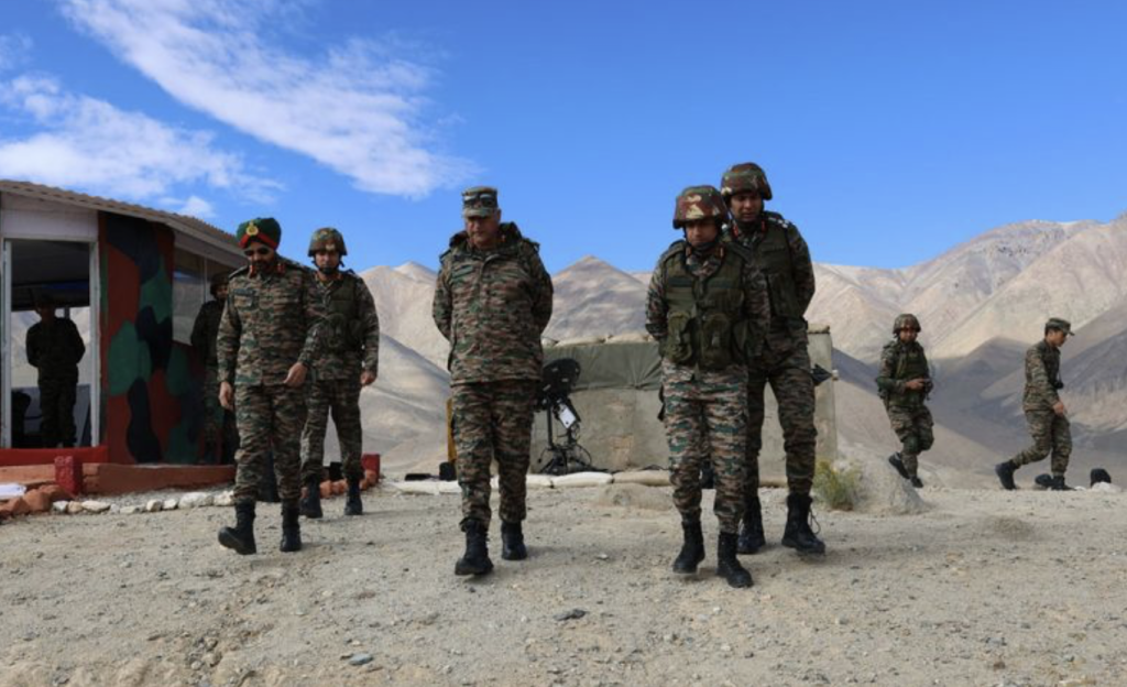 GoC Visits Forward Areas Along LAC In Ladakh To Review Operational Preparedness