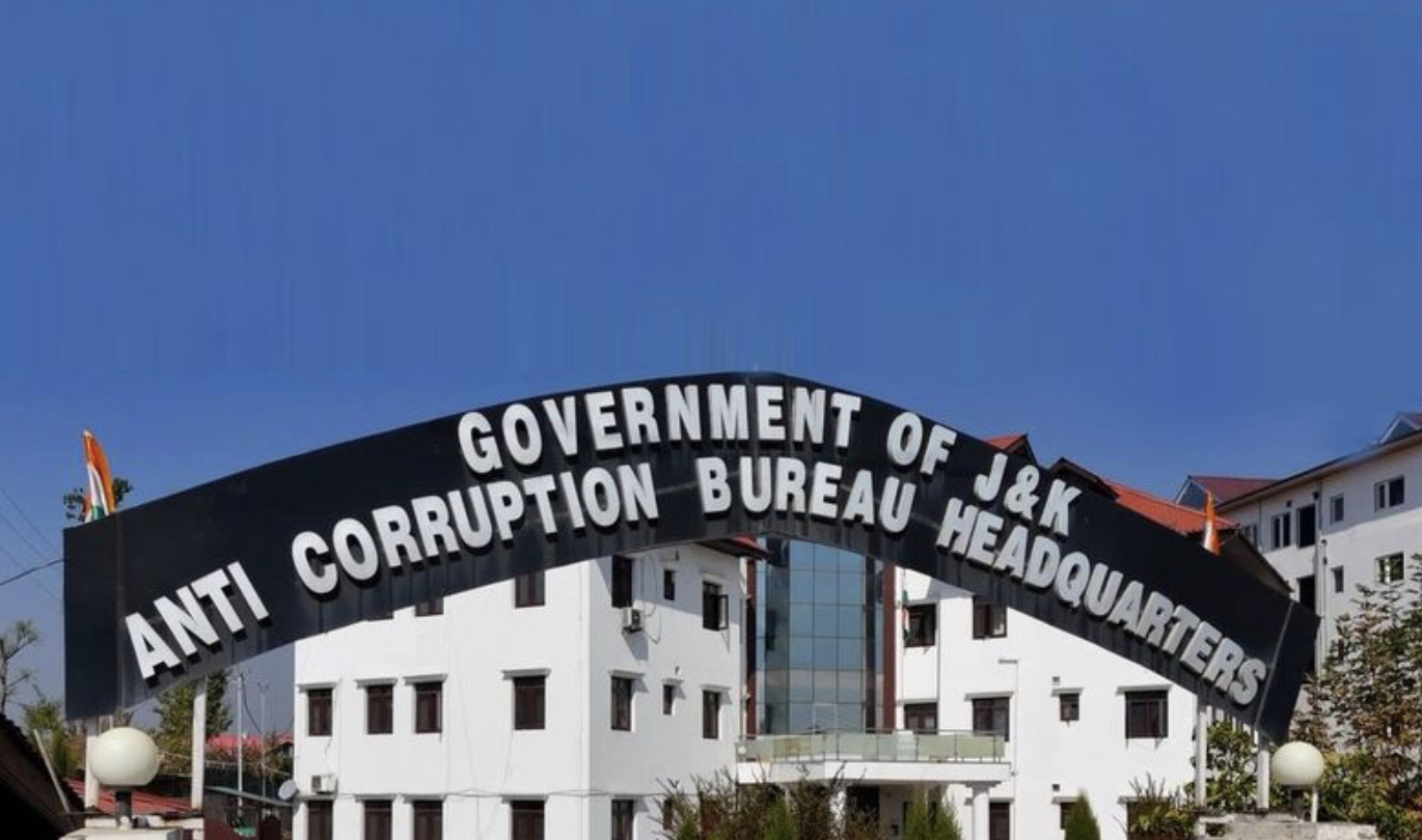 J&K ACB Traps, Arrests Two JKWDC Field Supervisors In Bribery Case In Srinagar