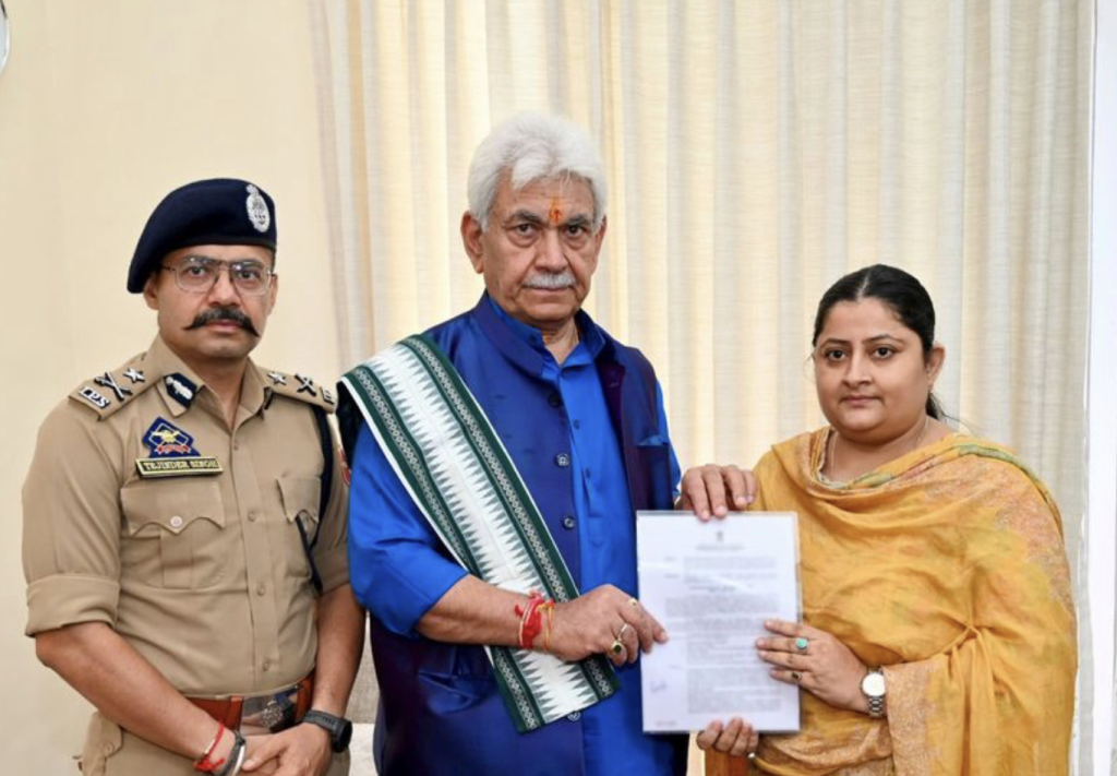 LG Manoj Sinha hands Over Appointment Letter To Deceased PSI Sachin Verma’s Wife