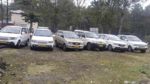 Six Vehicles Seized In Tangmarg Baramulla For Overcharging Tourists