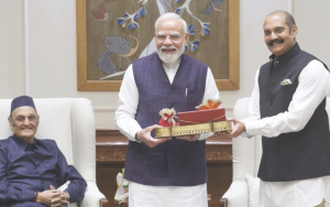 Dr. Karan Singh, Vikramaditya Singh Meet PM Modi; Discuss J&K Heritage, Manuscript Conservation