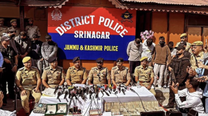 Srinagar Police Bust Inter-State Narcotics Network, Eight Arrested