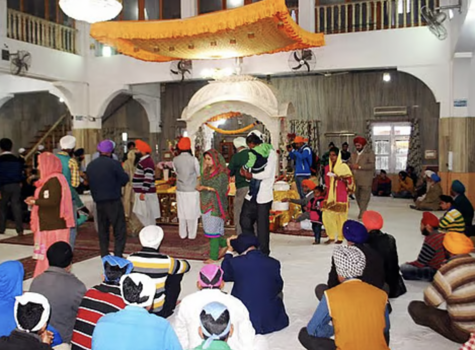 Baisakhi Celebrated Across Kashmir, Sikh Devotees Offer Prayers At Gurdwaras